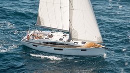 Bavaria Vision 42 (3 Kanbinen 2 WC)