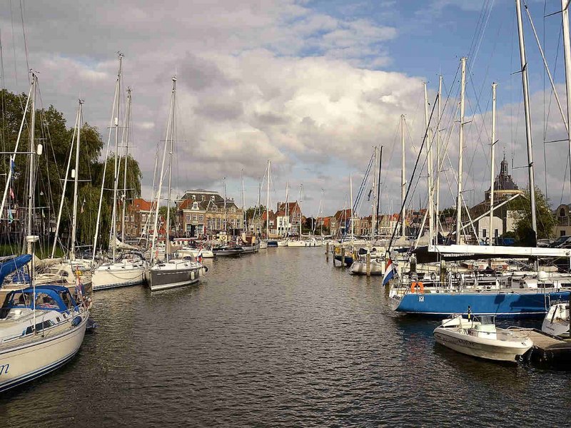 yachtcharter ijsselmeer enkhuizen