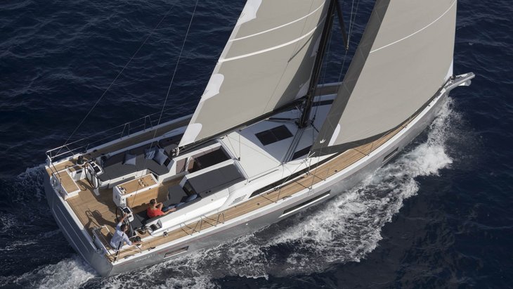 Oceanis51-1_011137-scaled