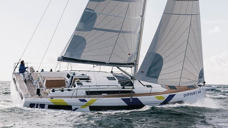 dufour-44-sailing-product-exterior-2