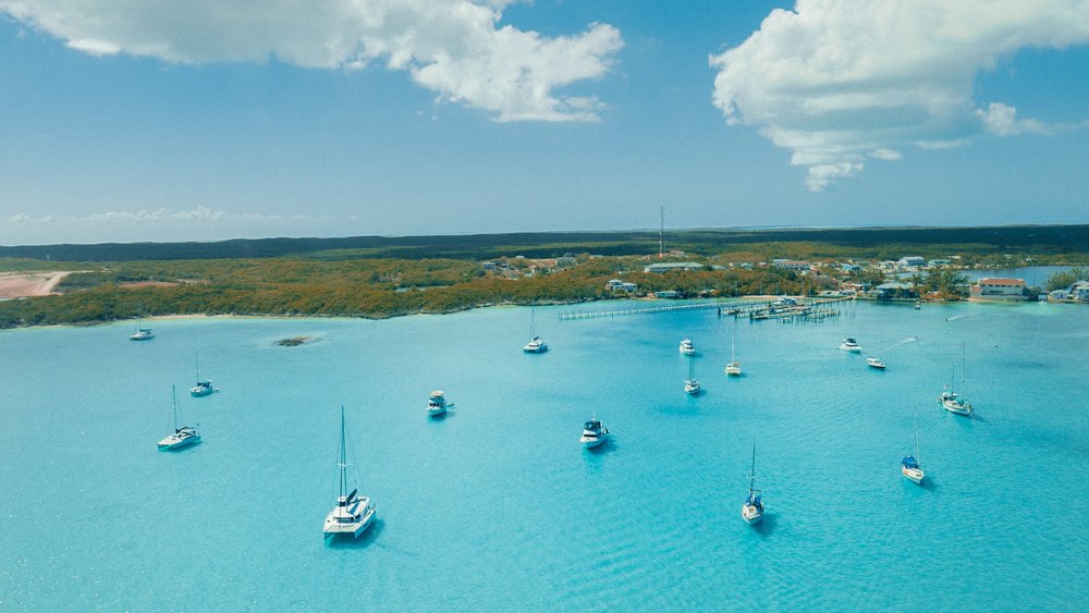 jakob-owens-PzENwKhLJHA-unsplash