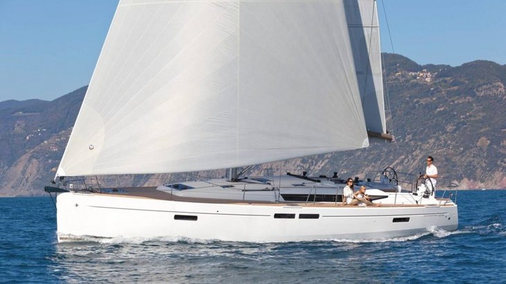 Sun-Odyssey-479-04-1-1024x682