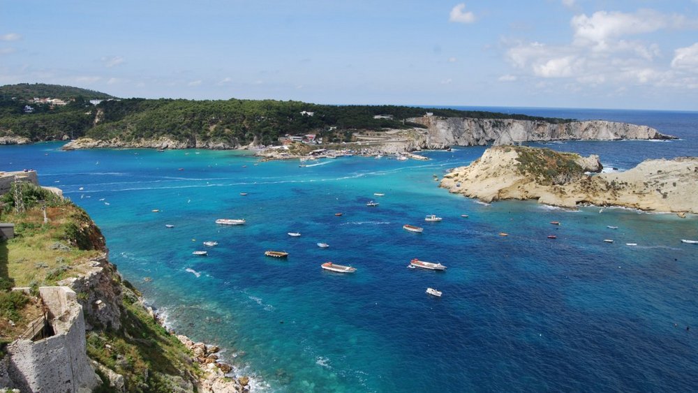 AdobeStock_8201102-1