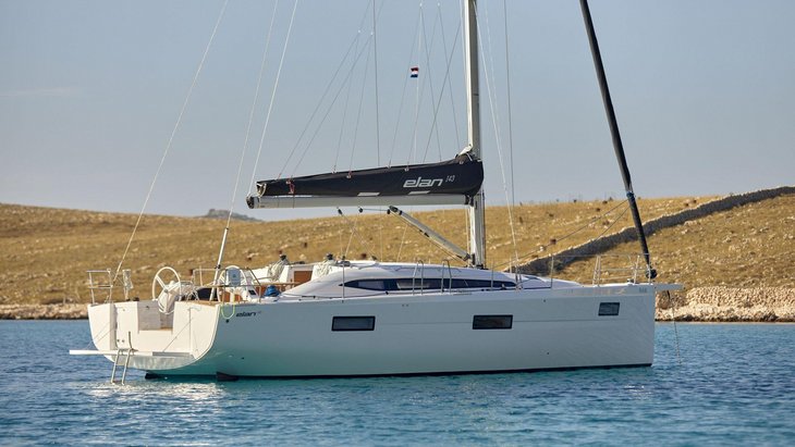 ELAN-Impression-43-BlueYachting-4__Resampled