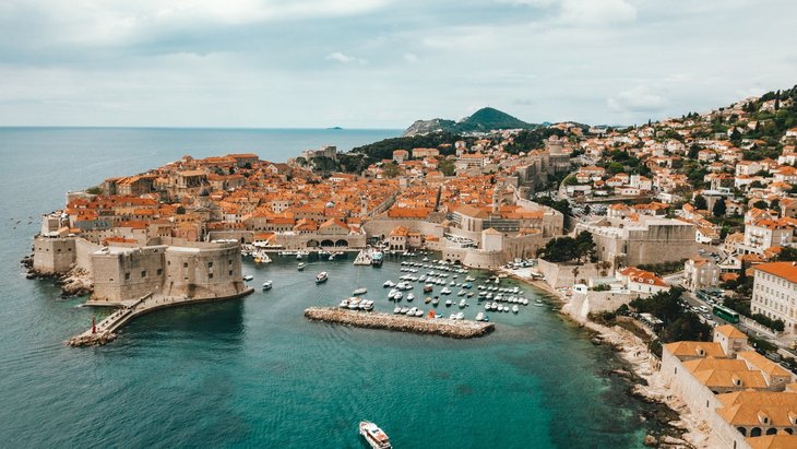 Blick auf die Altstadt von Dubrovnik Blick auf die Altstadt von Dubrovnik