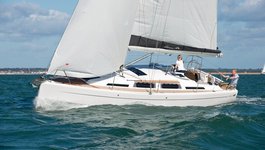 hanse-345-photo-exterieur-2012-hanse345-rt0412-v2-web_1390526862415831571_1980_0_0_inPixio